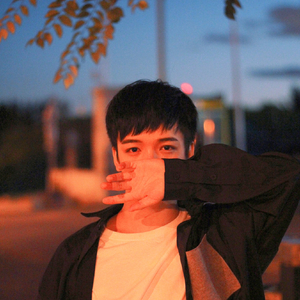 男同成人激烈视频
